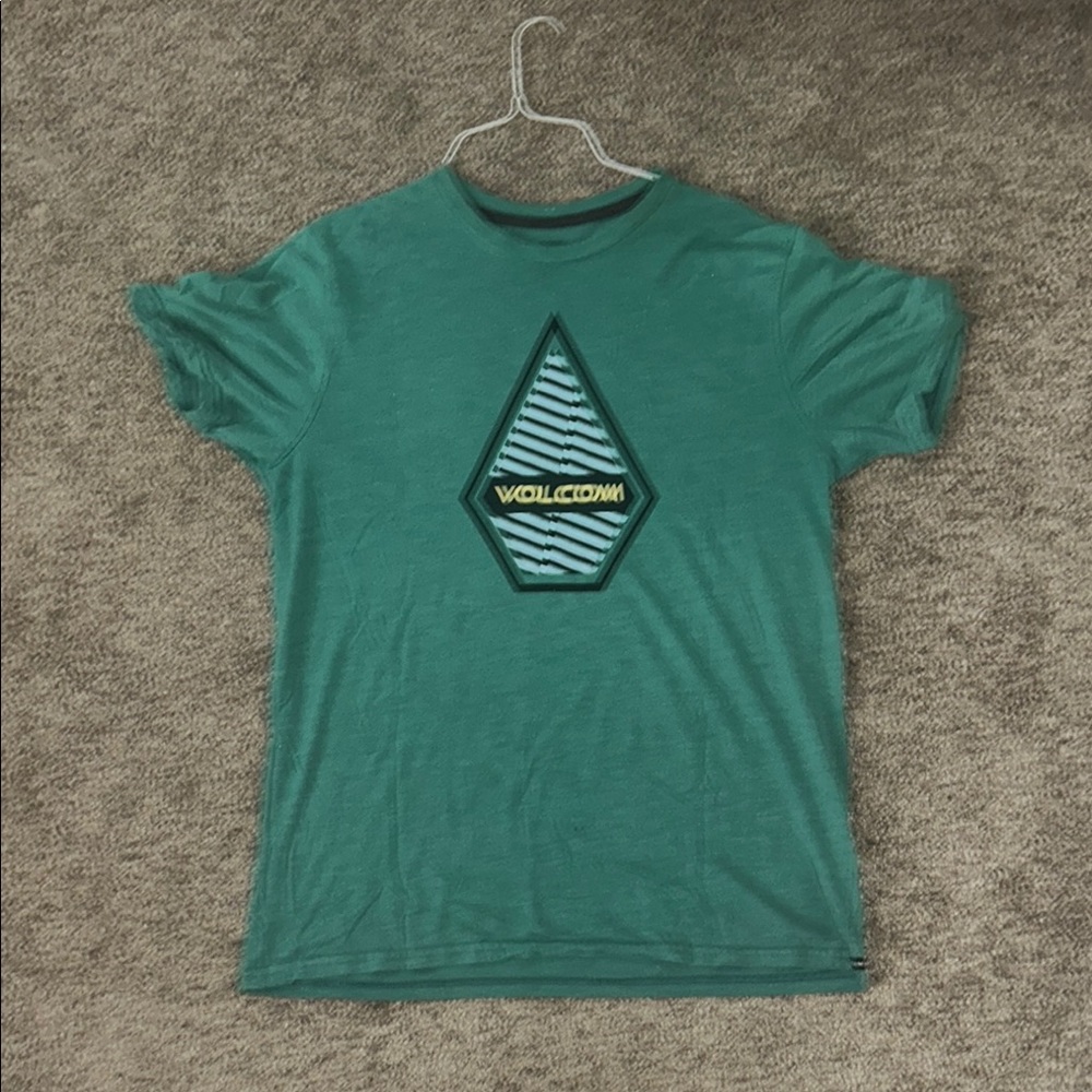 Volcom Mens t shirt large